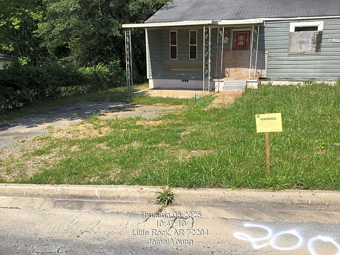 Image submitted with report
